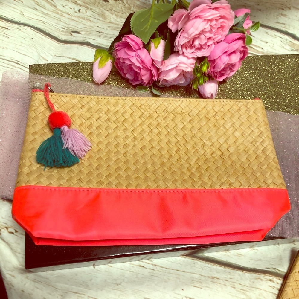 ✨ ✨ Sephora Makeup Cosmetics Bag with tassel